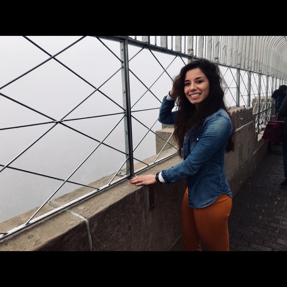 Meet your Posher, Elizabeth